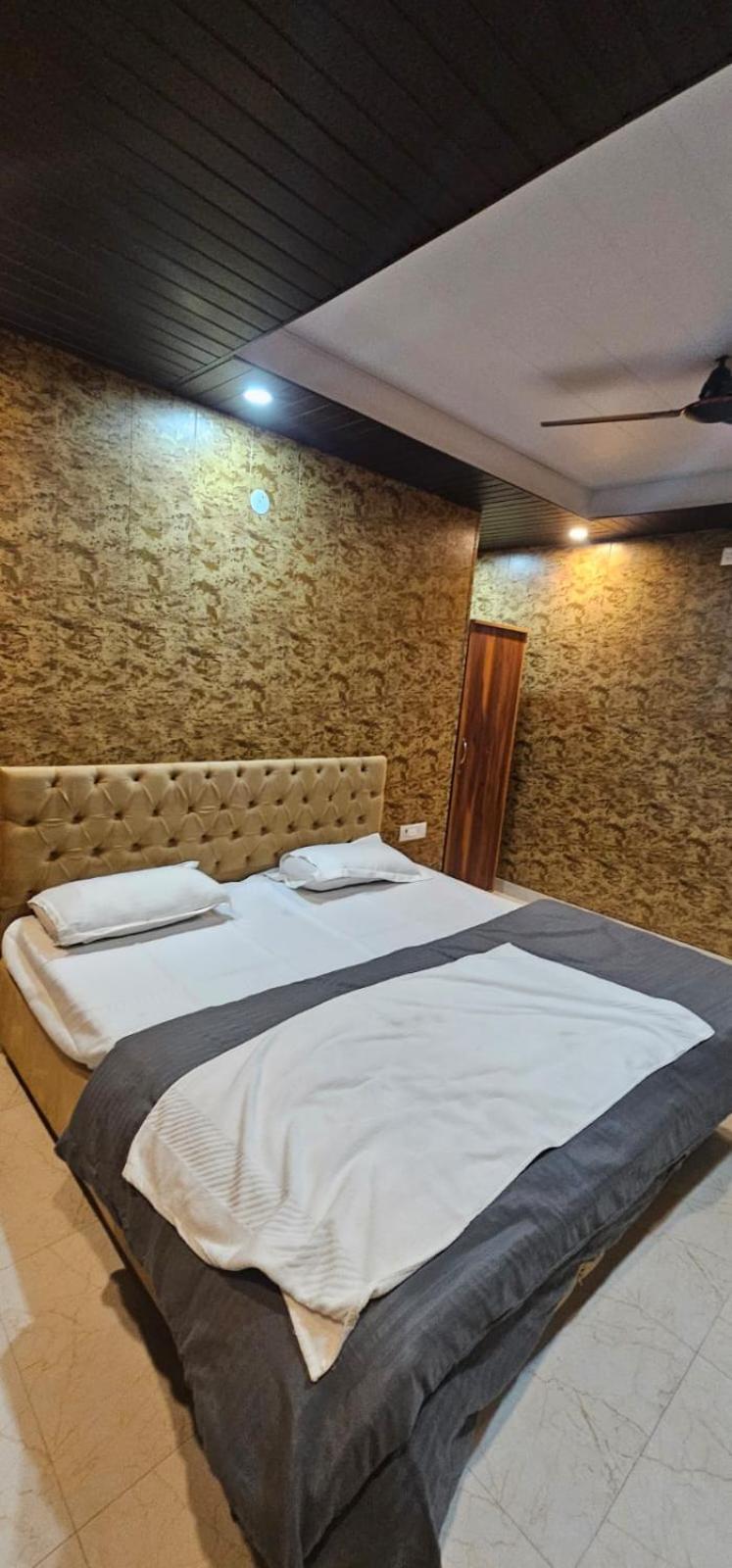 Hotel Mussoorie Gold Mary Bagian luar foto