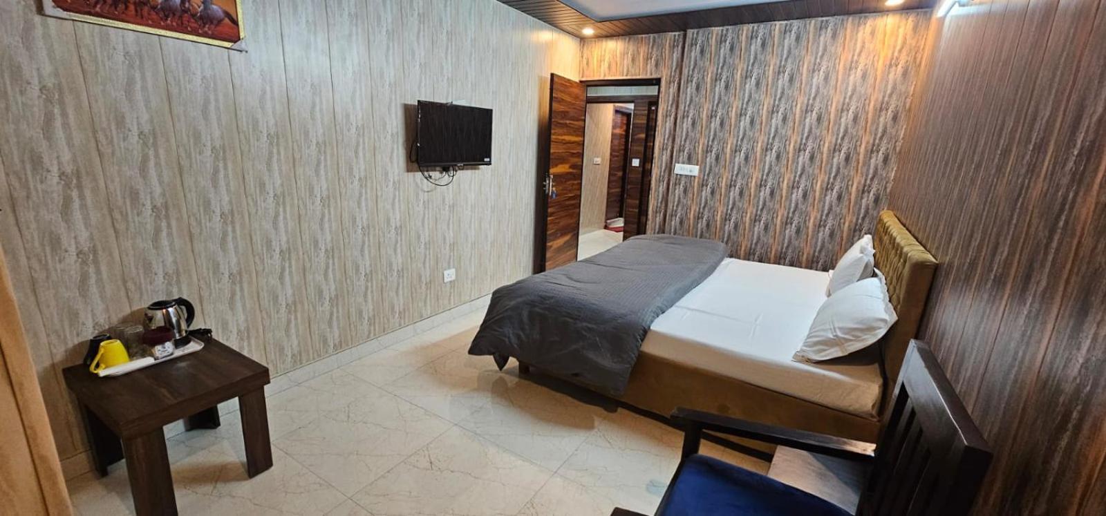 Hotel Mussoorie Gold Mary Bagian luar foto