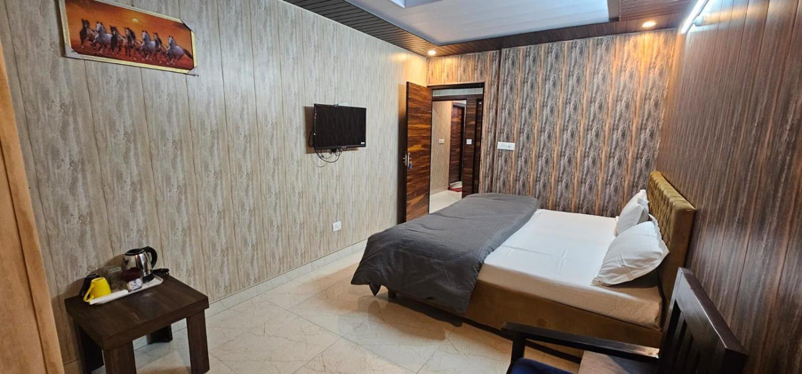Hotel Mussoorie Gold Mary Bagian luar foto